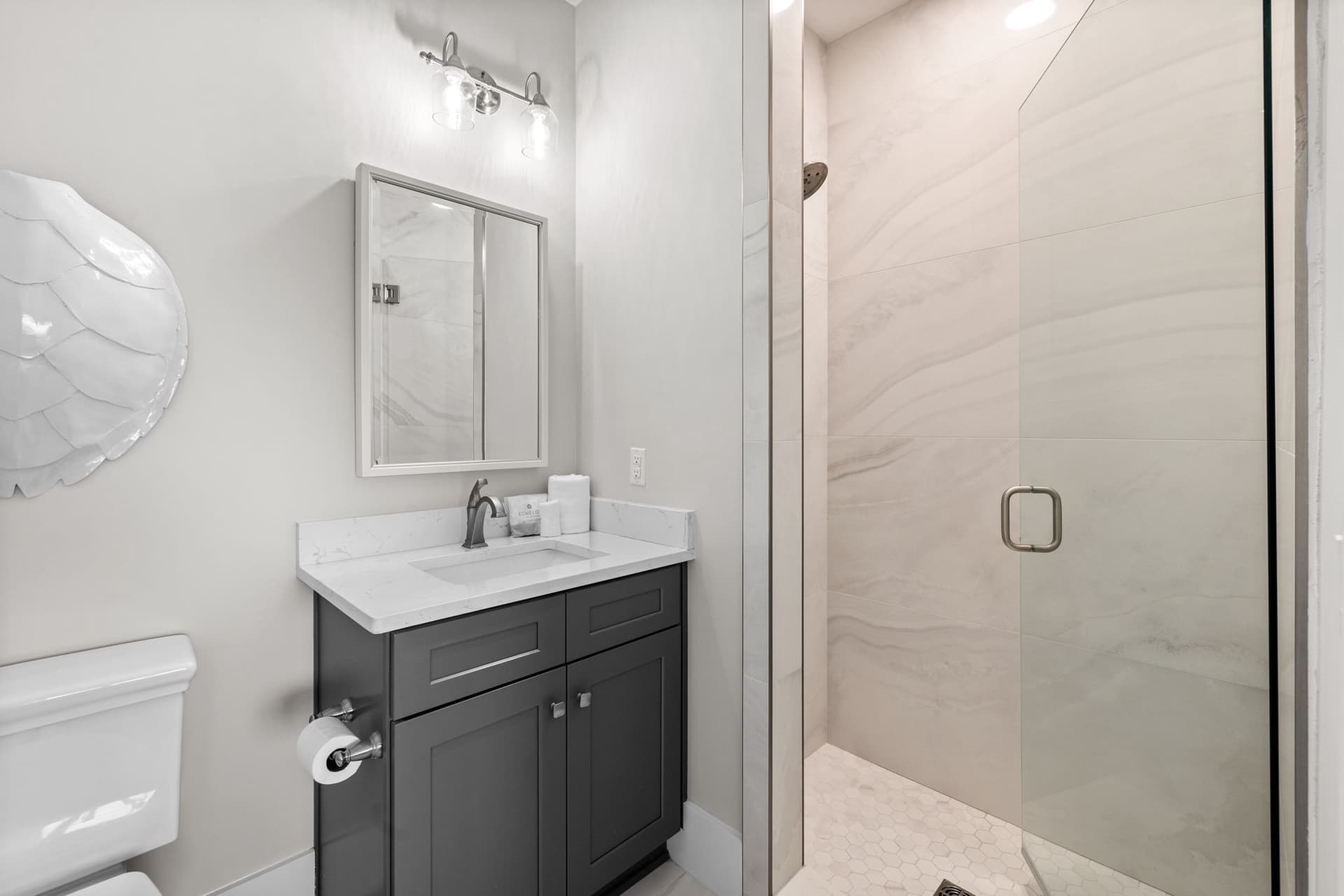 Beachside Haven - Image 29