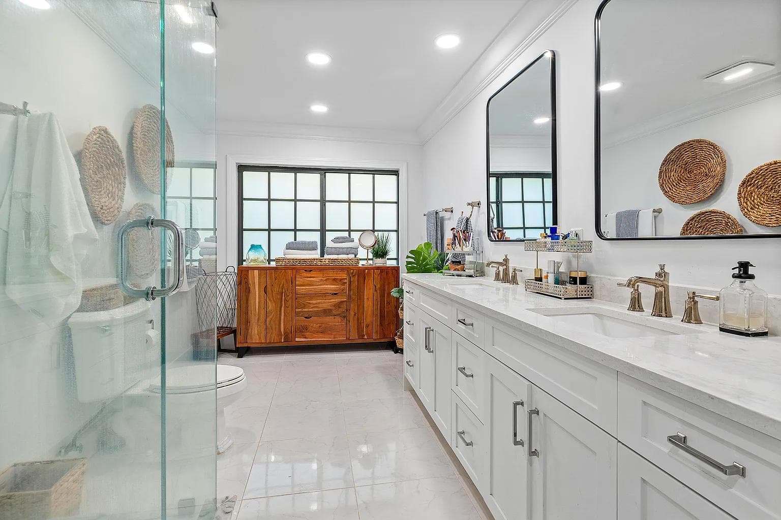 Intracoastal View Home - Image 17