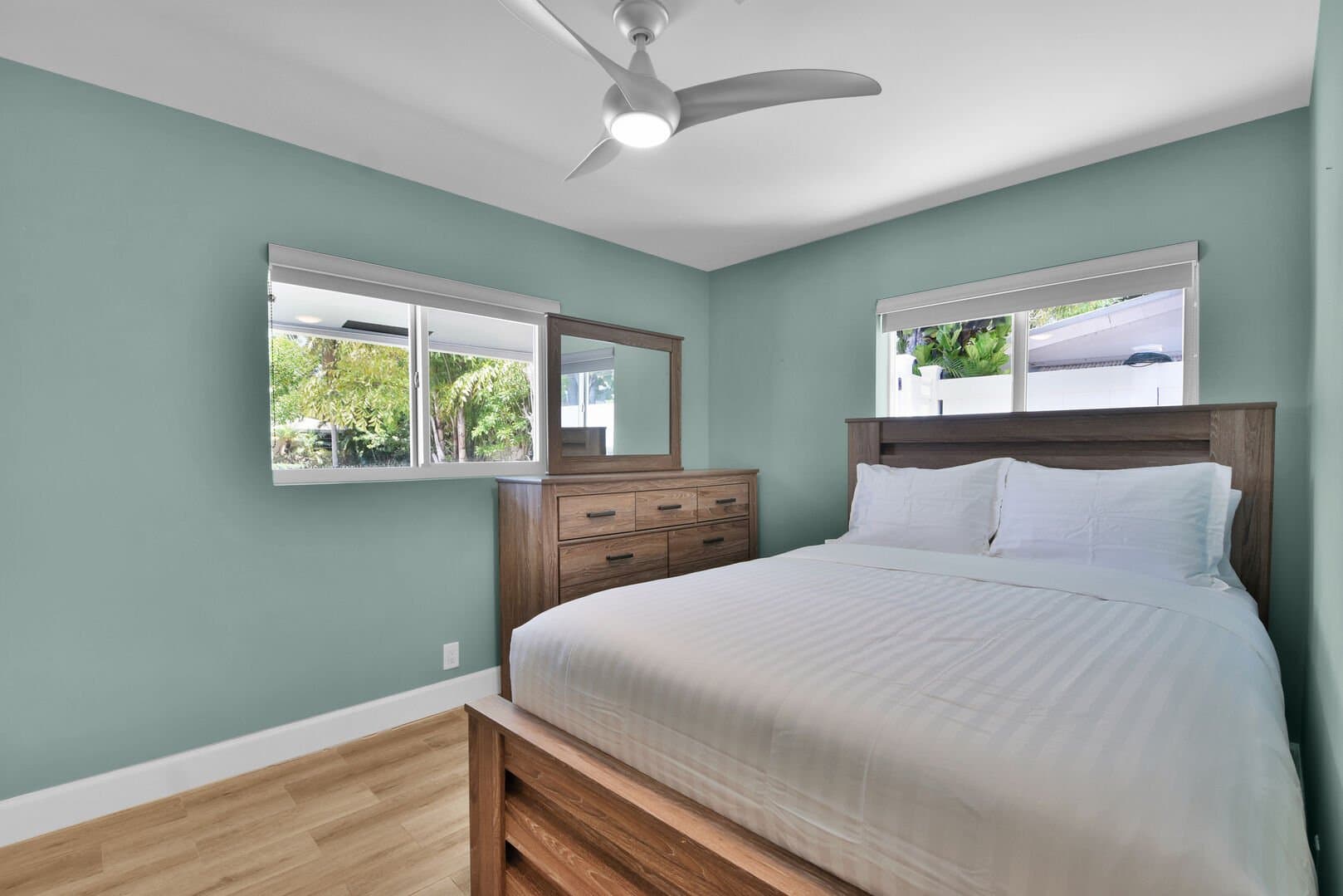 Knoll Ridge House - Image 28