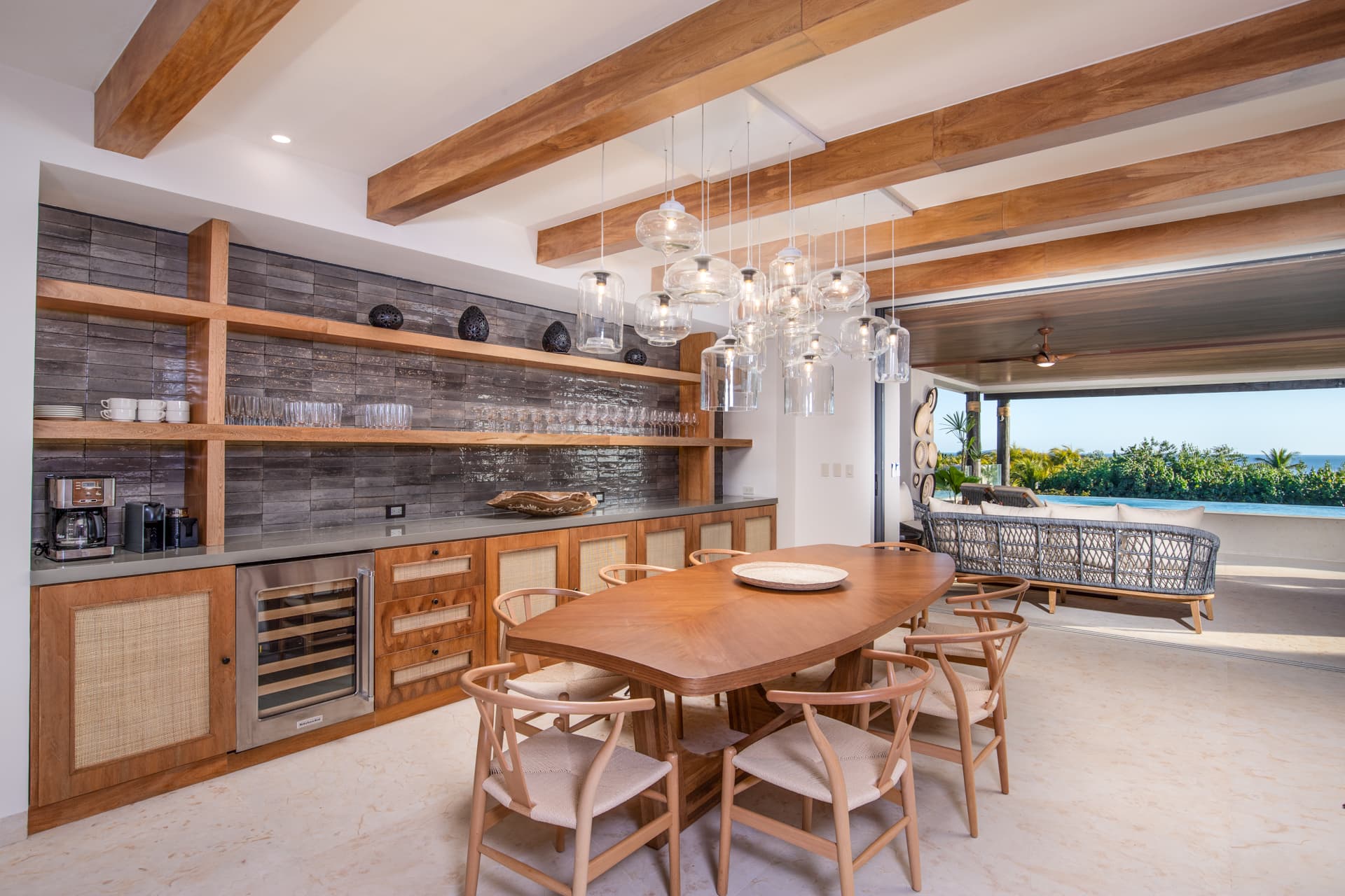 Tau Residences #412 - Image 6