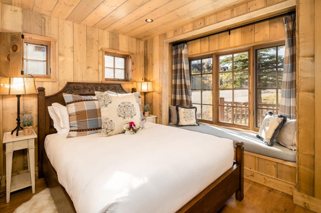 Renegade House - Image 11