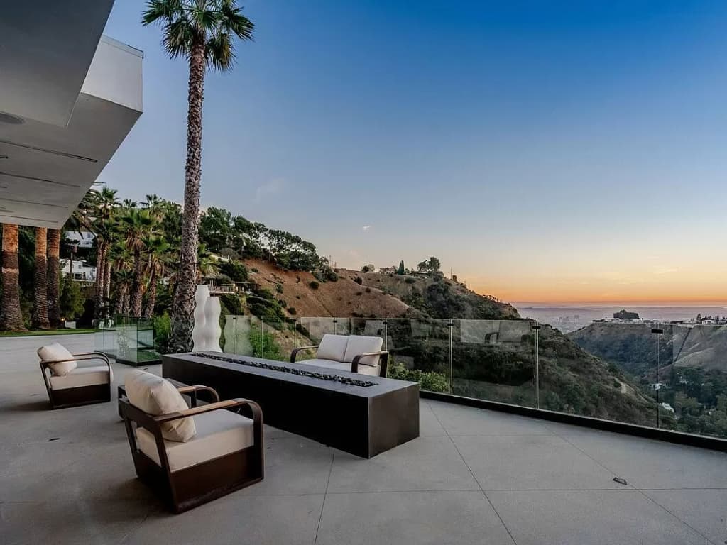 Monarch Modern - Image 42