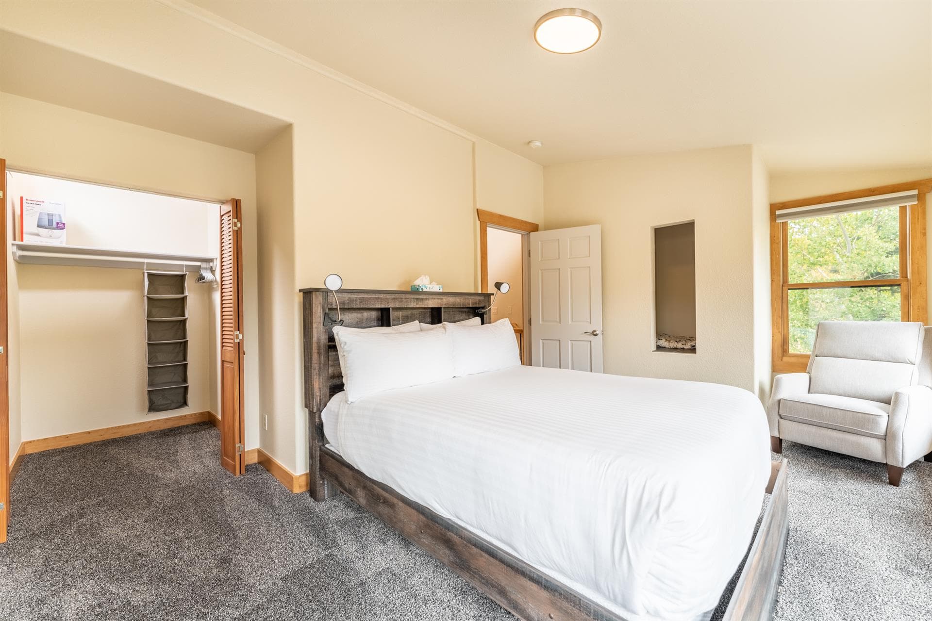 Alpine Home - Image 24