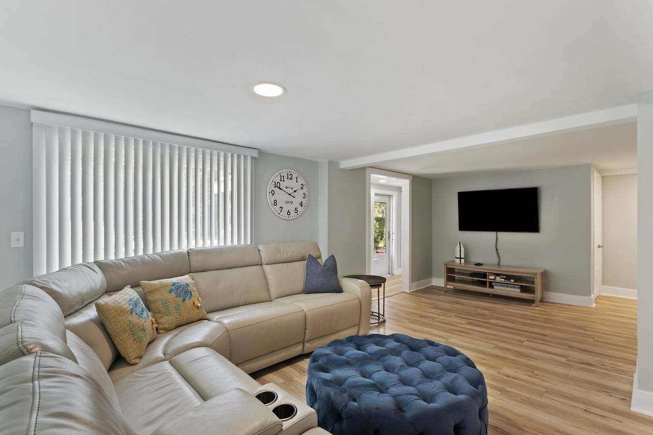 Isleview Escape - Image 32