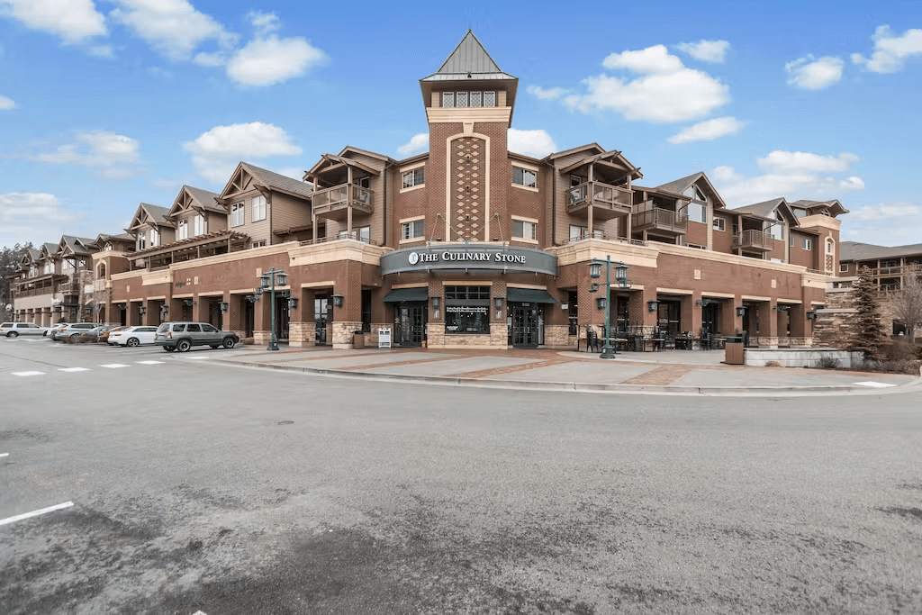 Fabulous Riverstone Retreat - Image 28