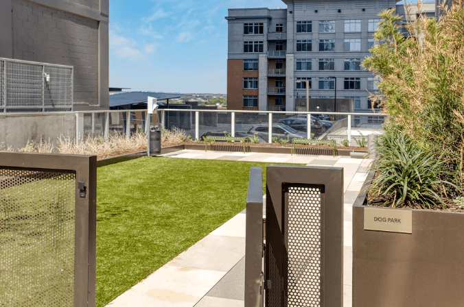 Majestic Residence - Image 15