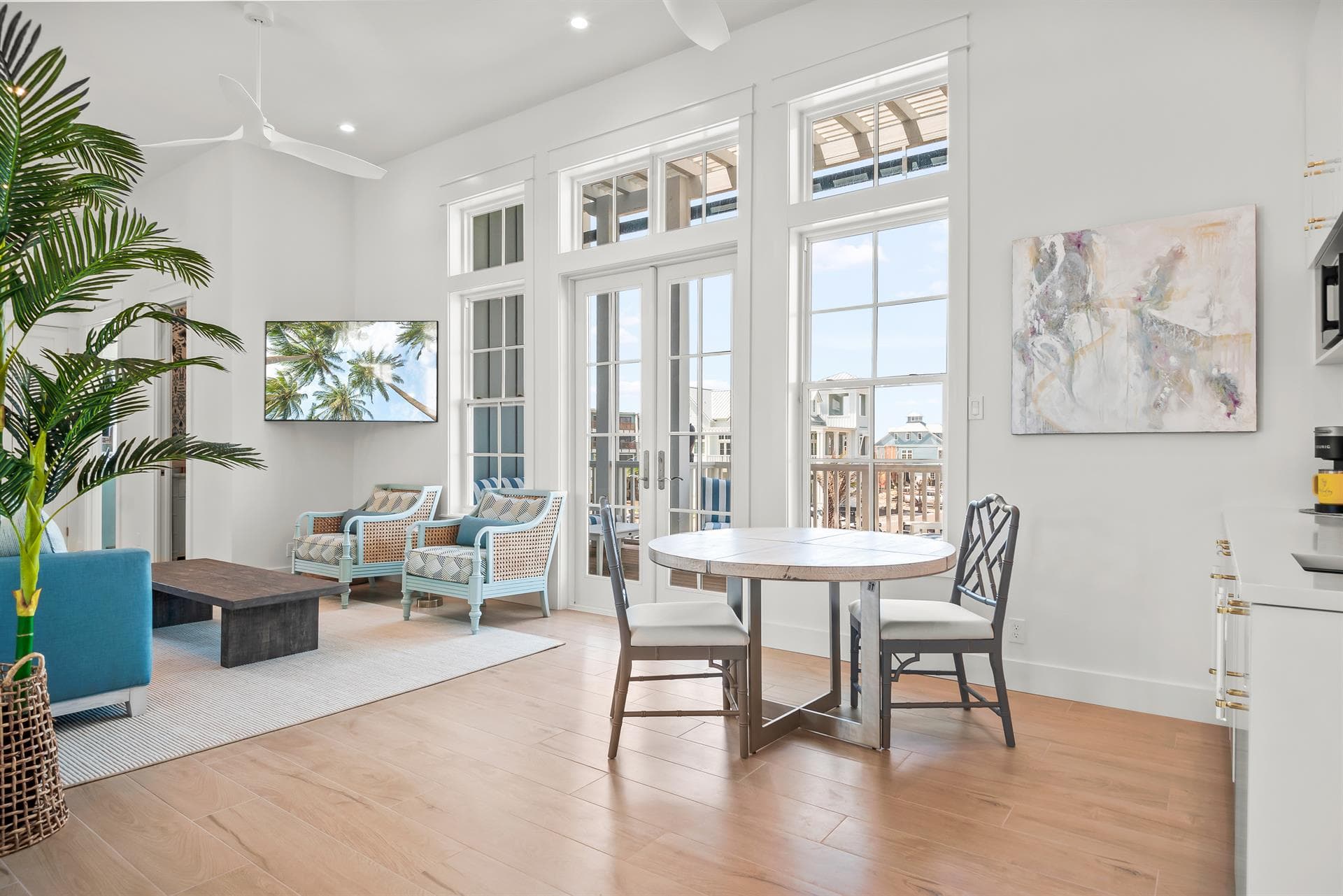 Holiday House - Image 8