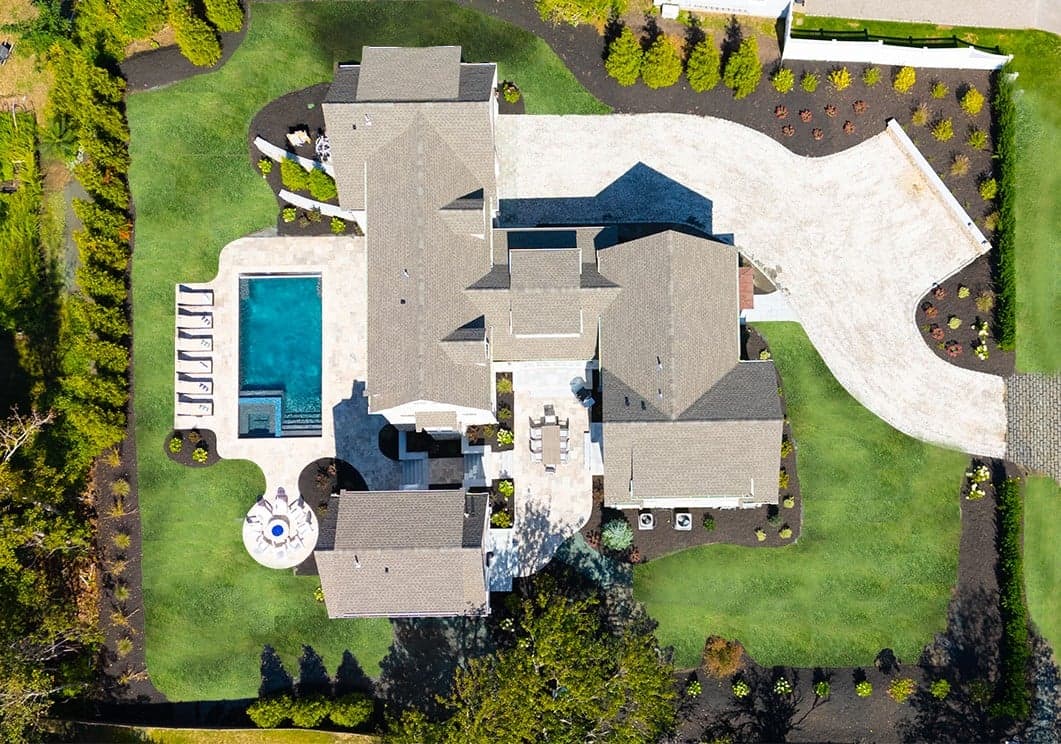 Three Buoys - Image 34