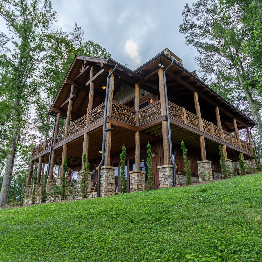 Lazy Bear Home - Image 1