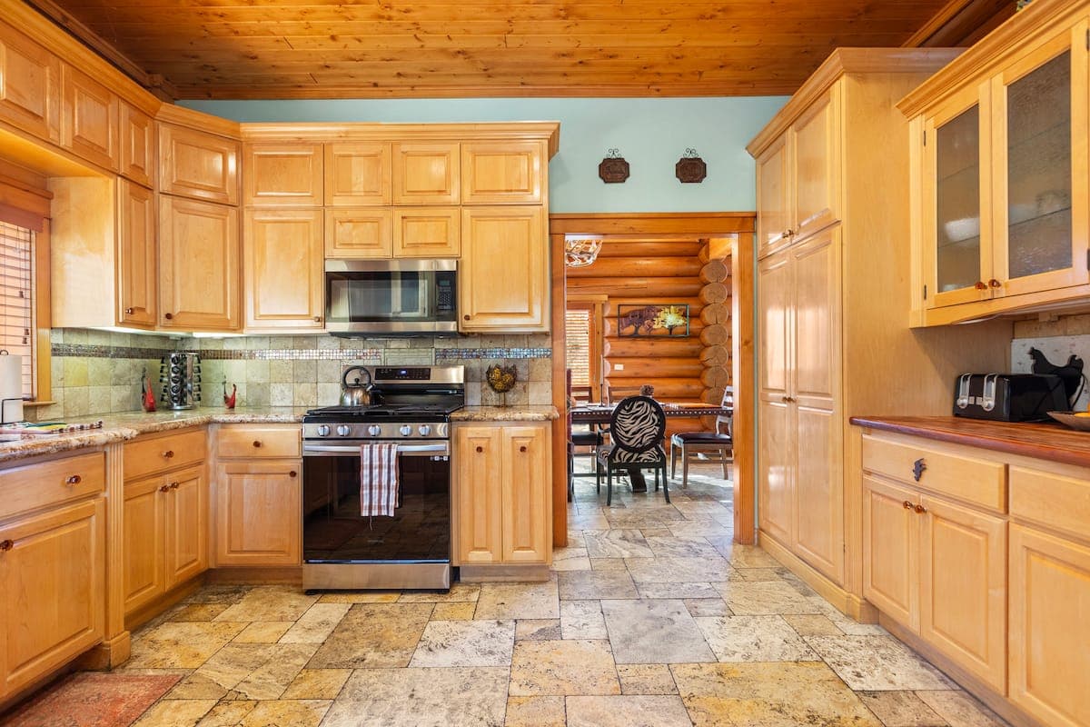 Eagle Ridge Retreat - Image 8