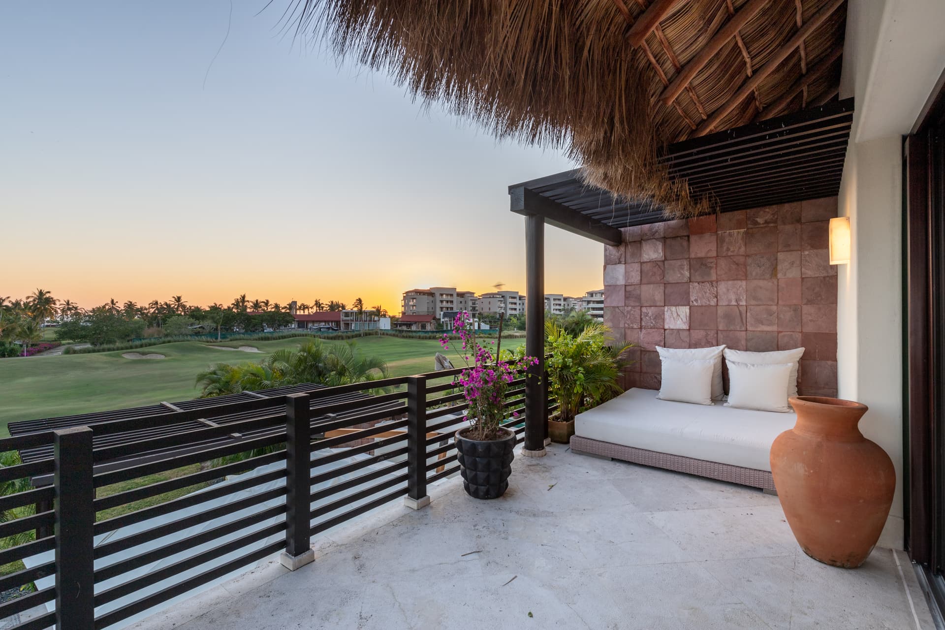 Casa de las Aves - Image 47