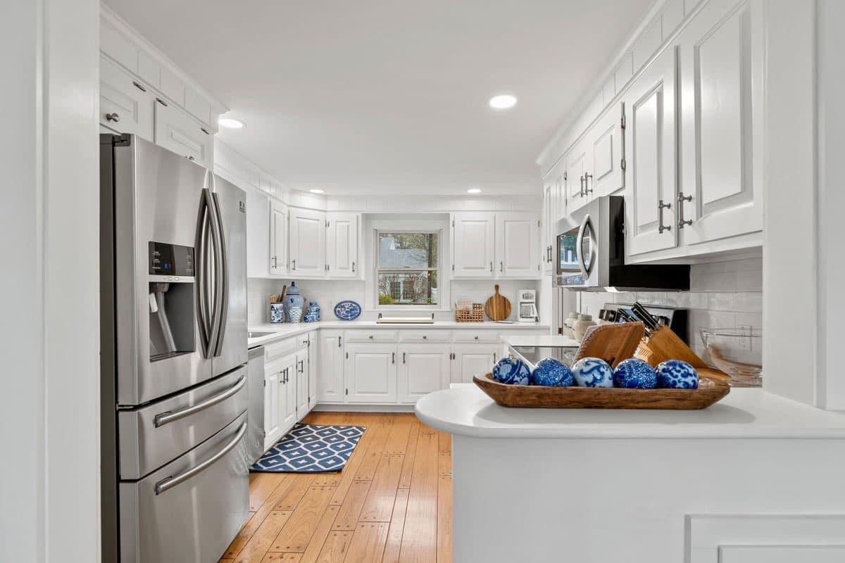 Shore Thing - Image 5