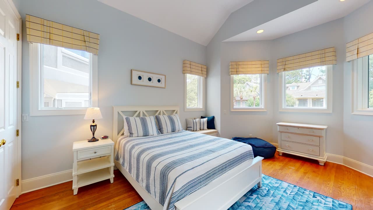 Catboat Place - Image 30