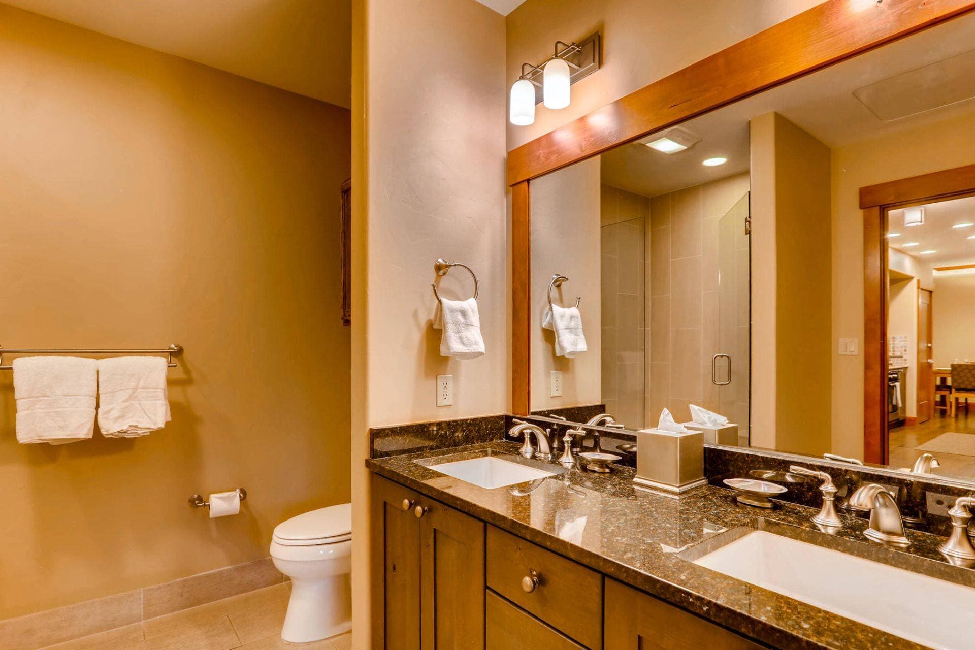 One Ski Hill Home - Image 10