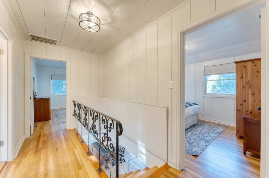 West Shore Lake House - Image 20