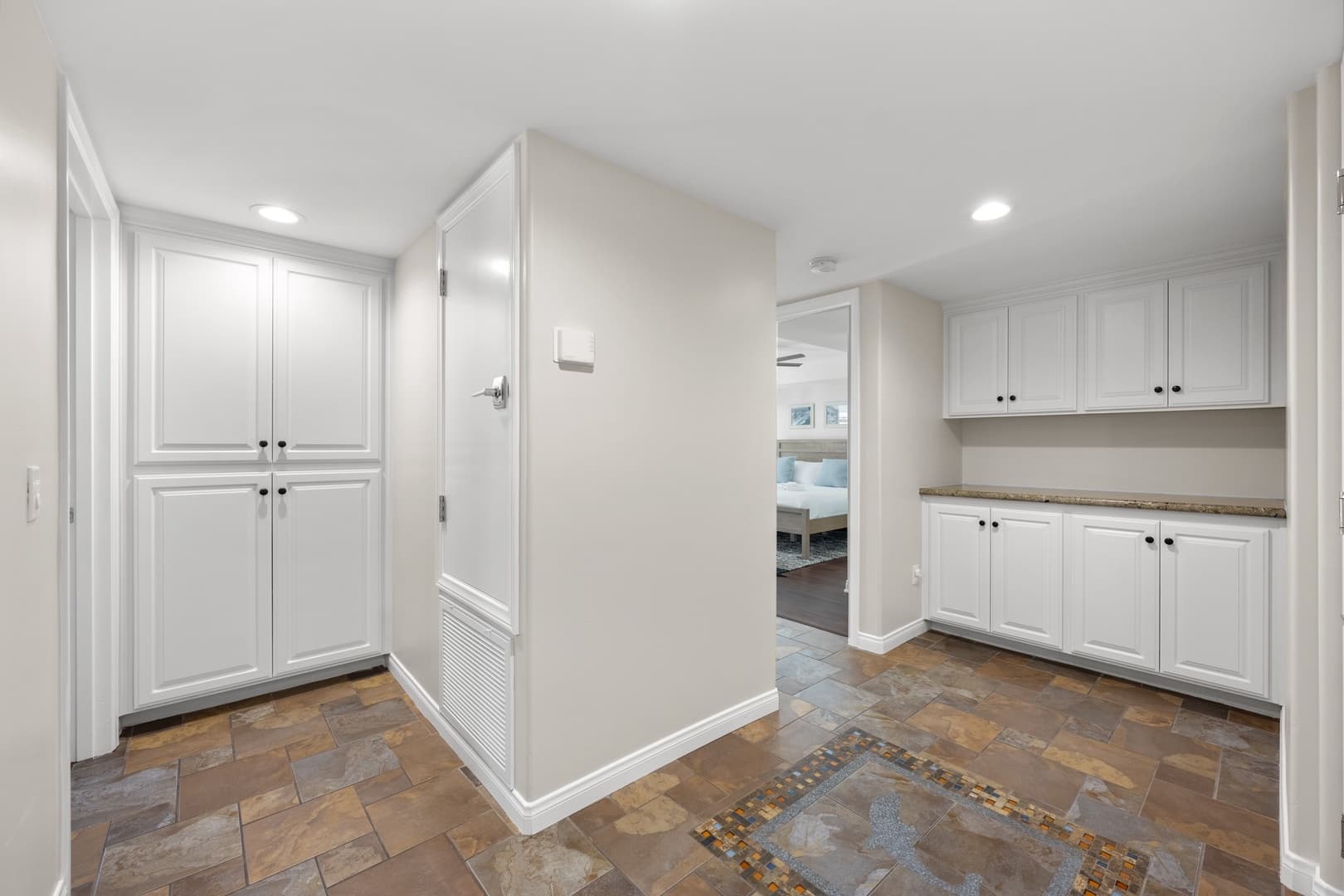 Oceanfront 1 North - Image 34