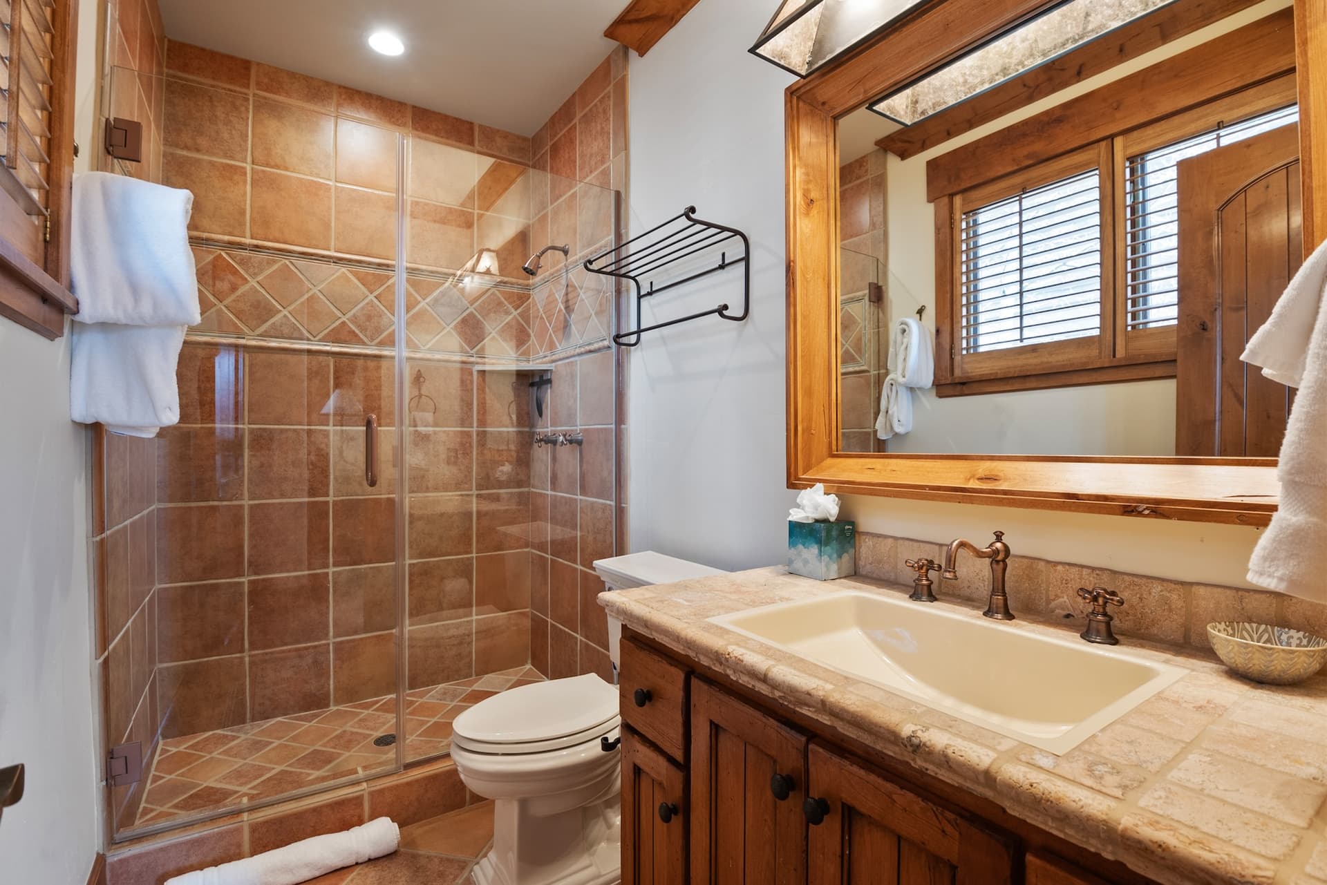 Timber Lodge at the Oaks - Image 36