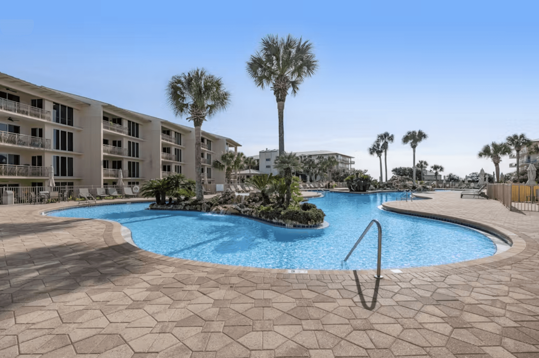 Beachy Keen Retreat - Image 40