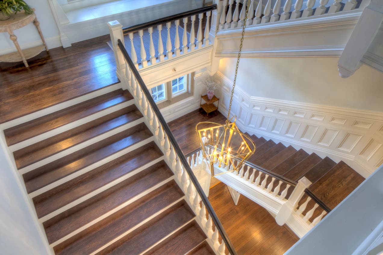 Cliffside Estate - Image 13