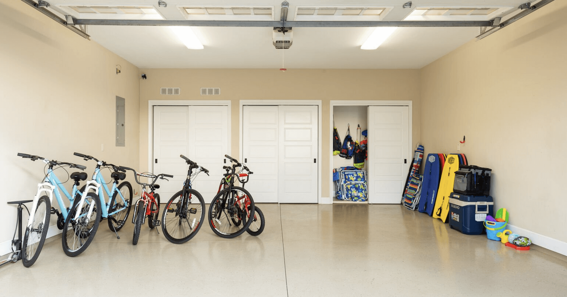 Heavenly Days - Image 41