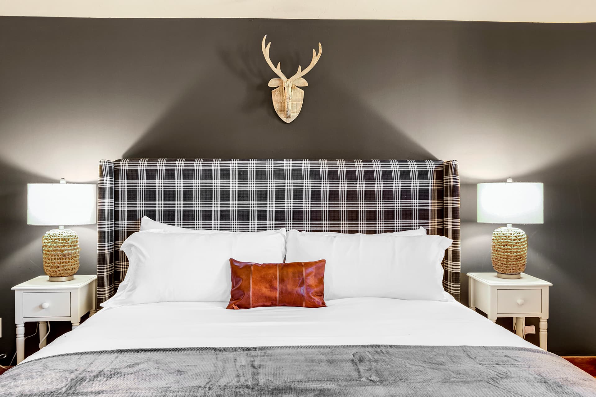 Twin Peaks Lodge - Image 30