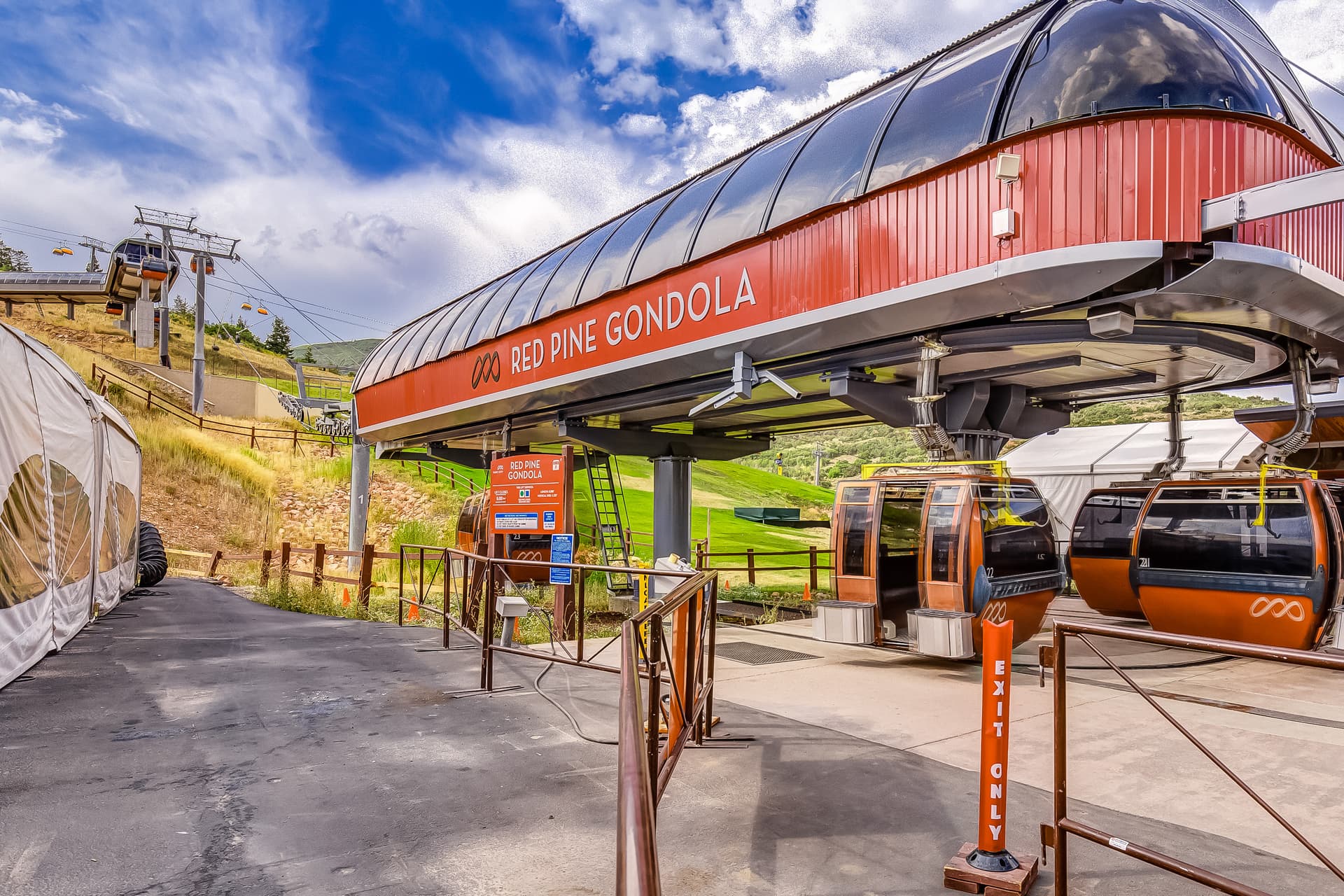 Ridgeline Elegance Place - Image 31