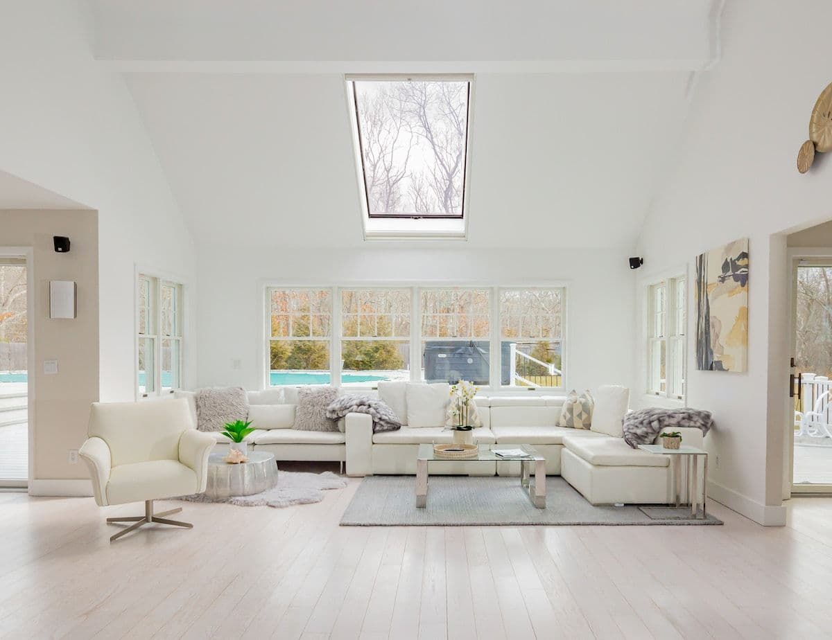 Breathtaking Southampton Escape - Image 3
