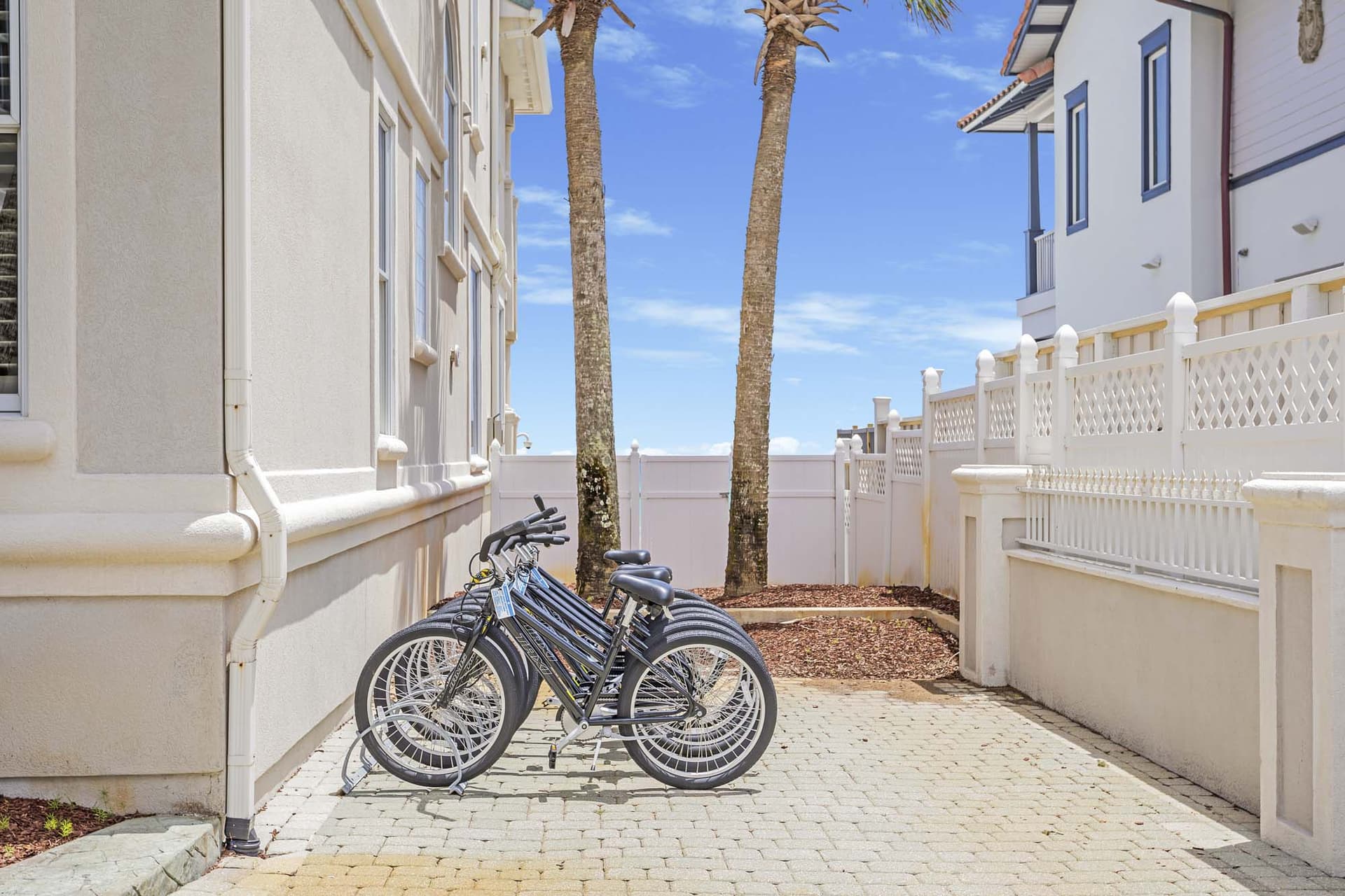 Kings View Manor - Image 43