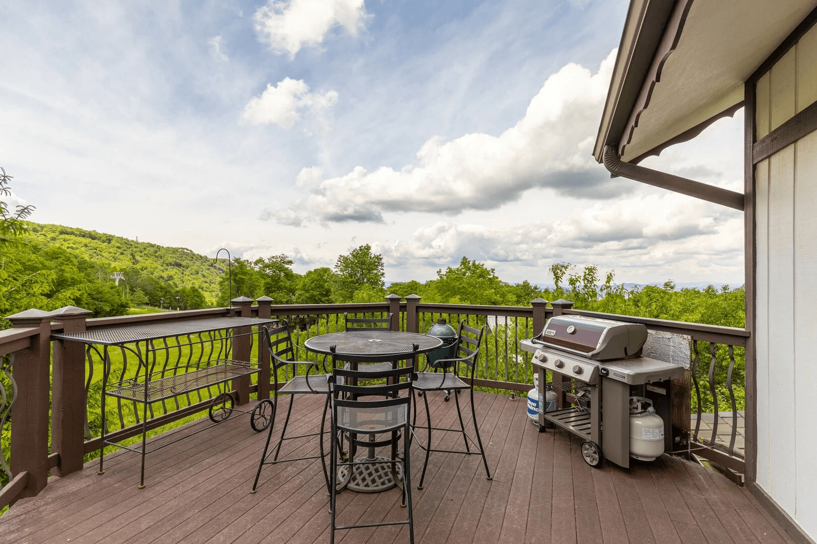 Halftime Haus - Image 3