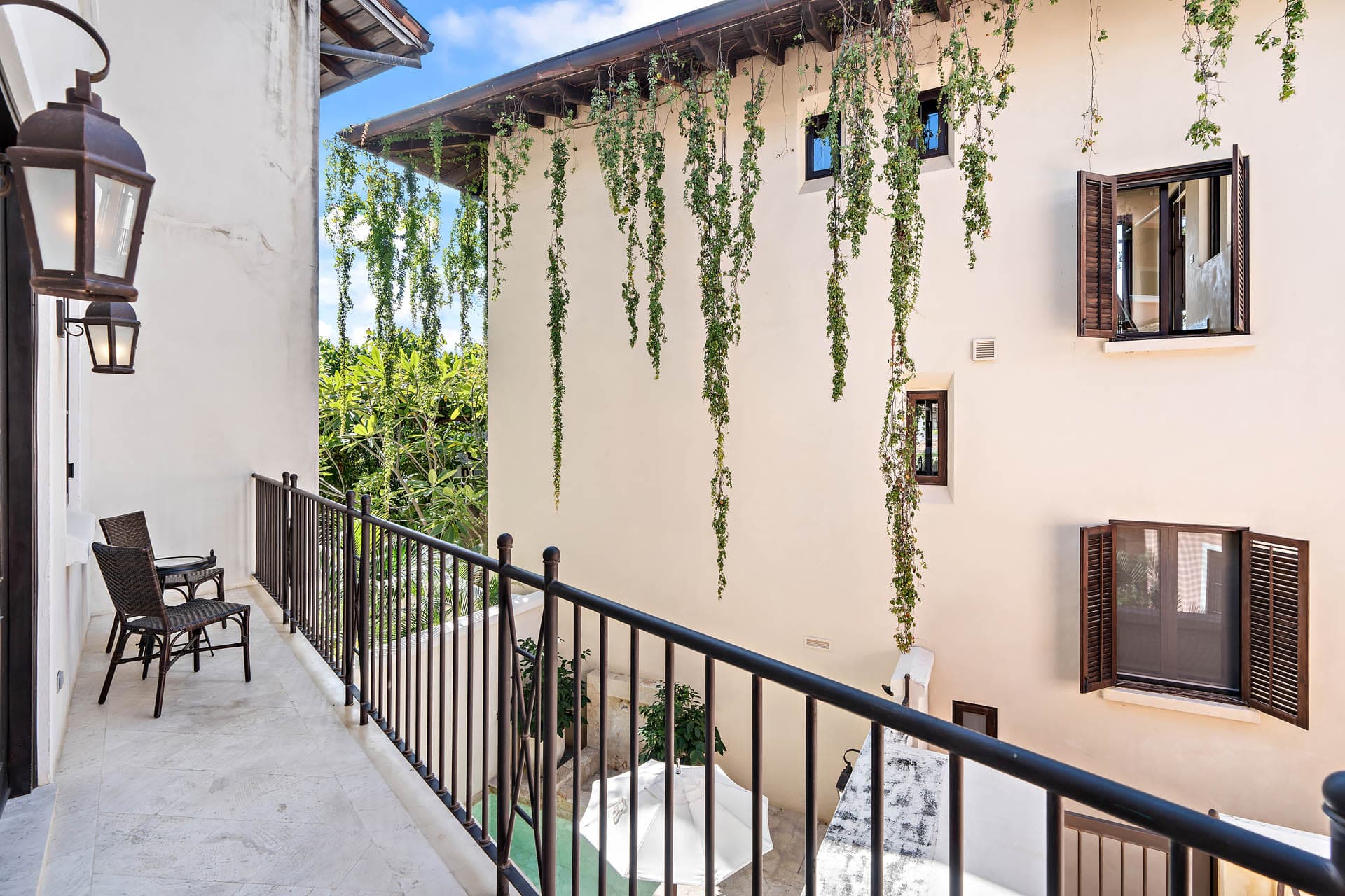 La Antigua 28 - Image 4