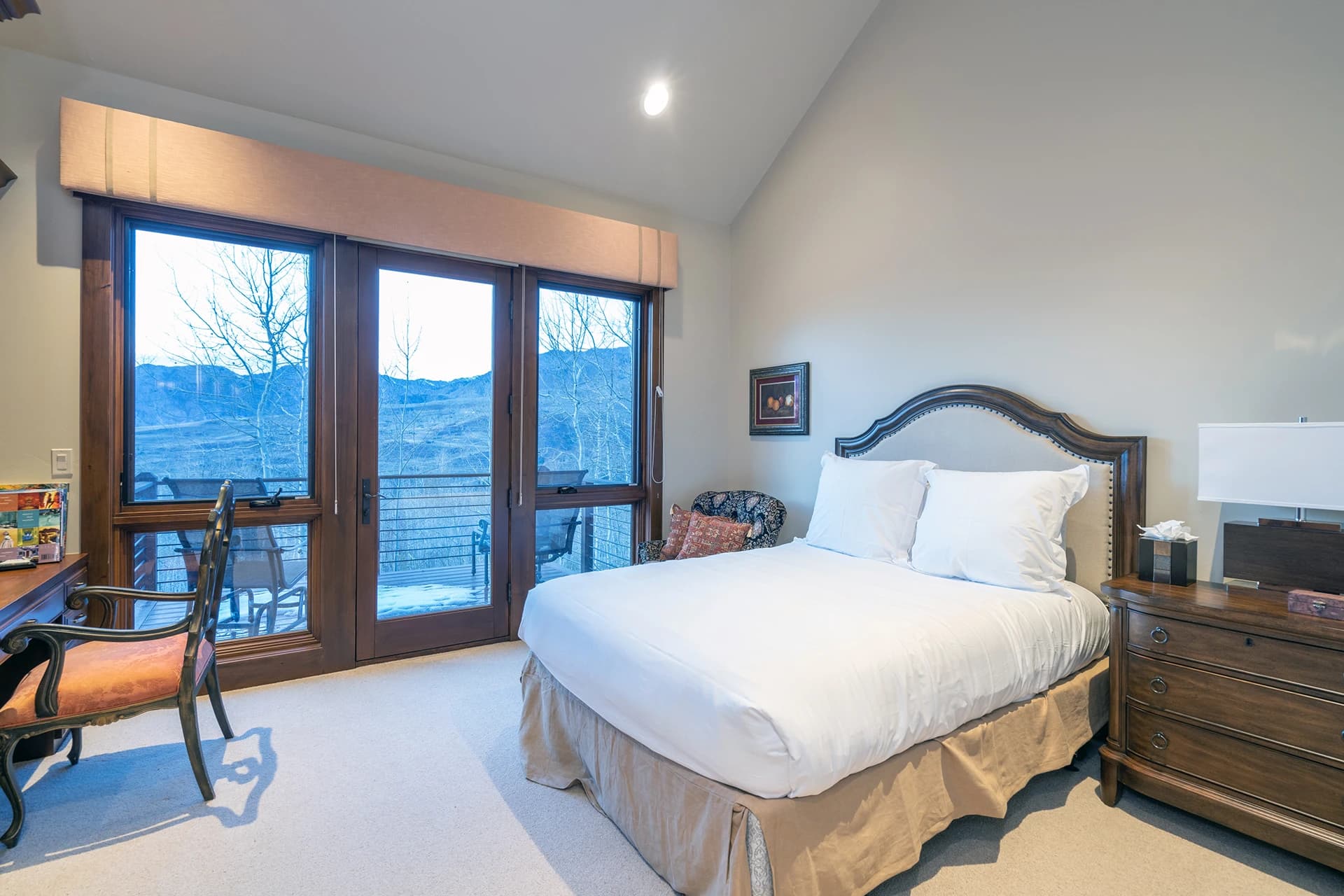 San Sophia Manor - Image 27