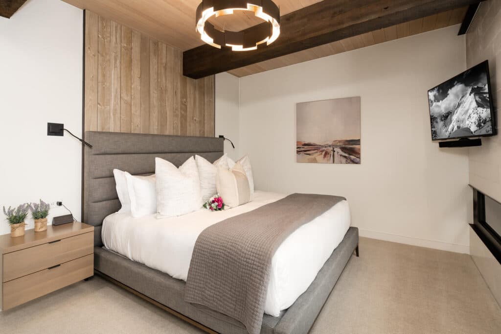 8A Treeline Home - Image 12