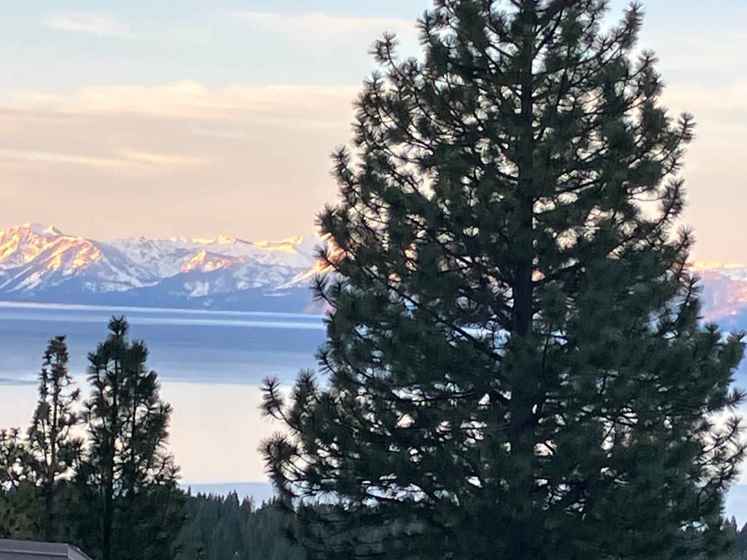 Cozy Mountain Escape - Image 24