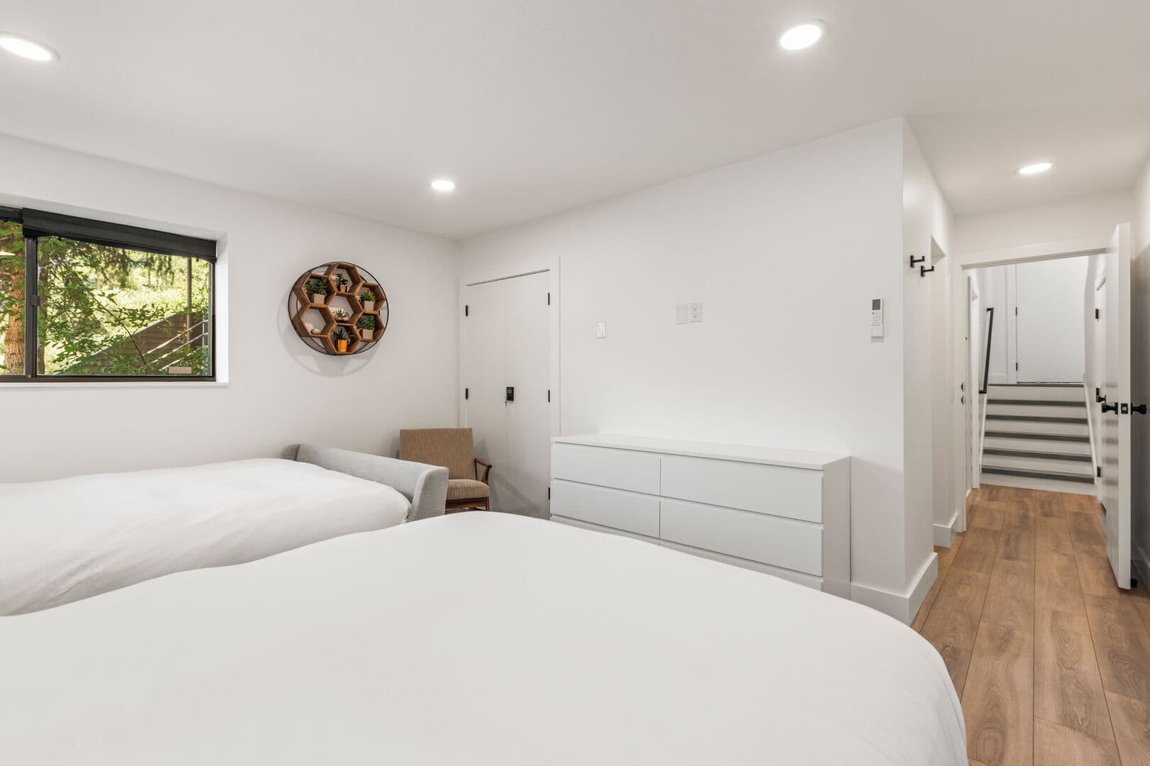 Red Pine Retreat - Image 14