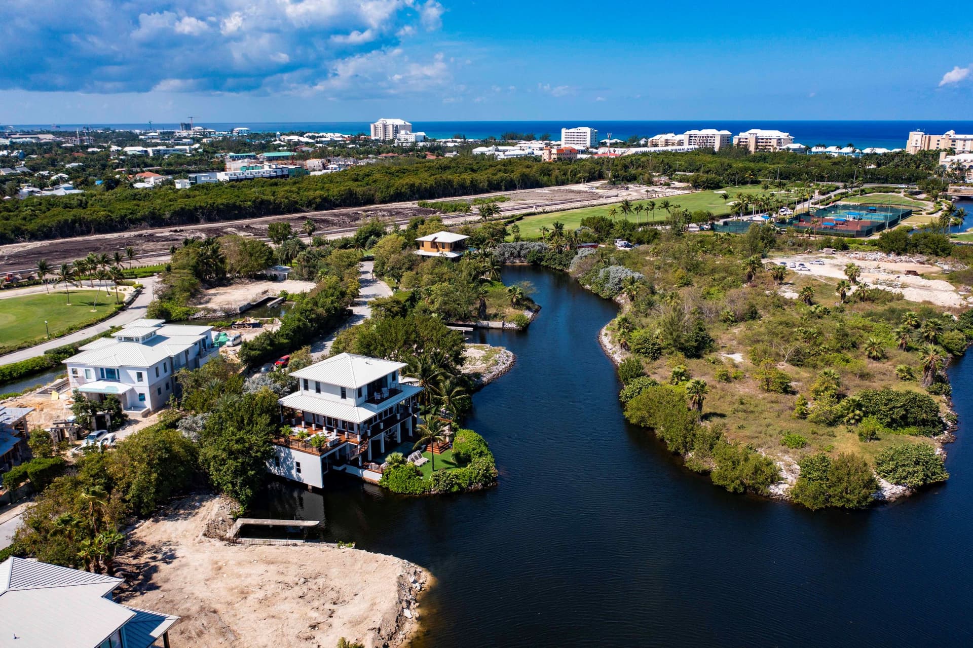 Ritz-Carlton Deck House #4 - Image 18