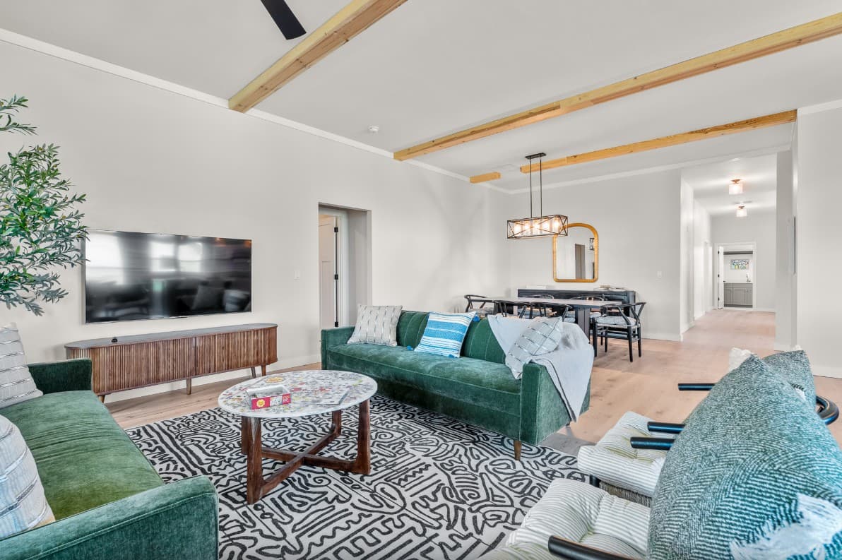 Glenlo Vines - Image 7