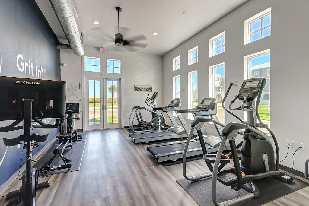 Sea*Renity Now - Image 40