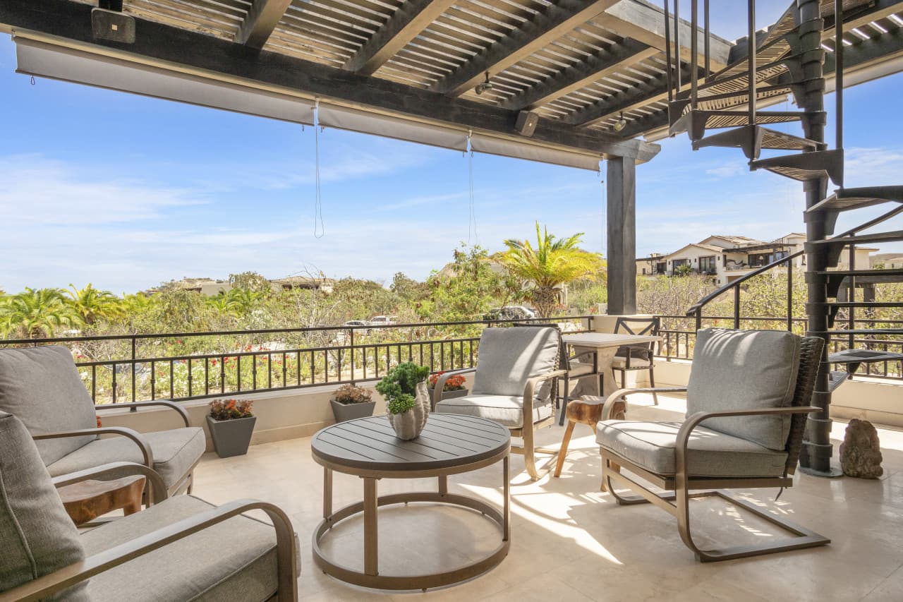 Chic Palmilla Condo - Image 2