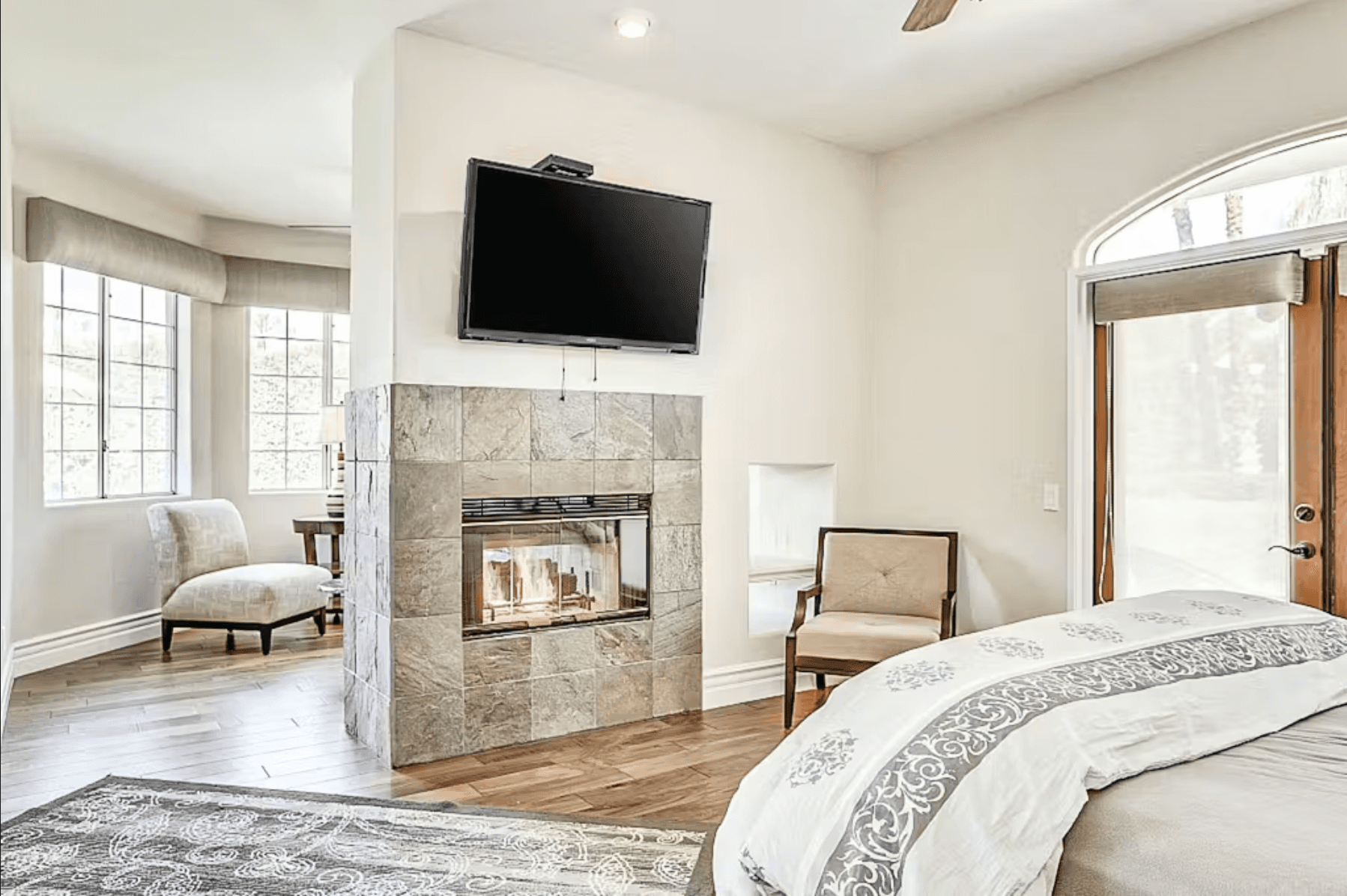 Indulgent Escape House - Image 12