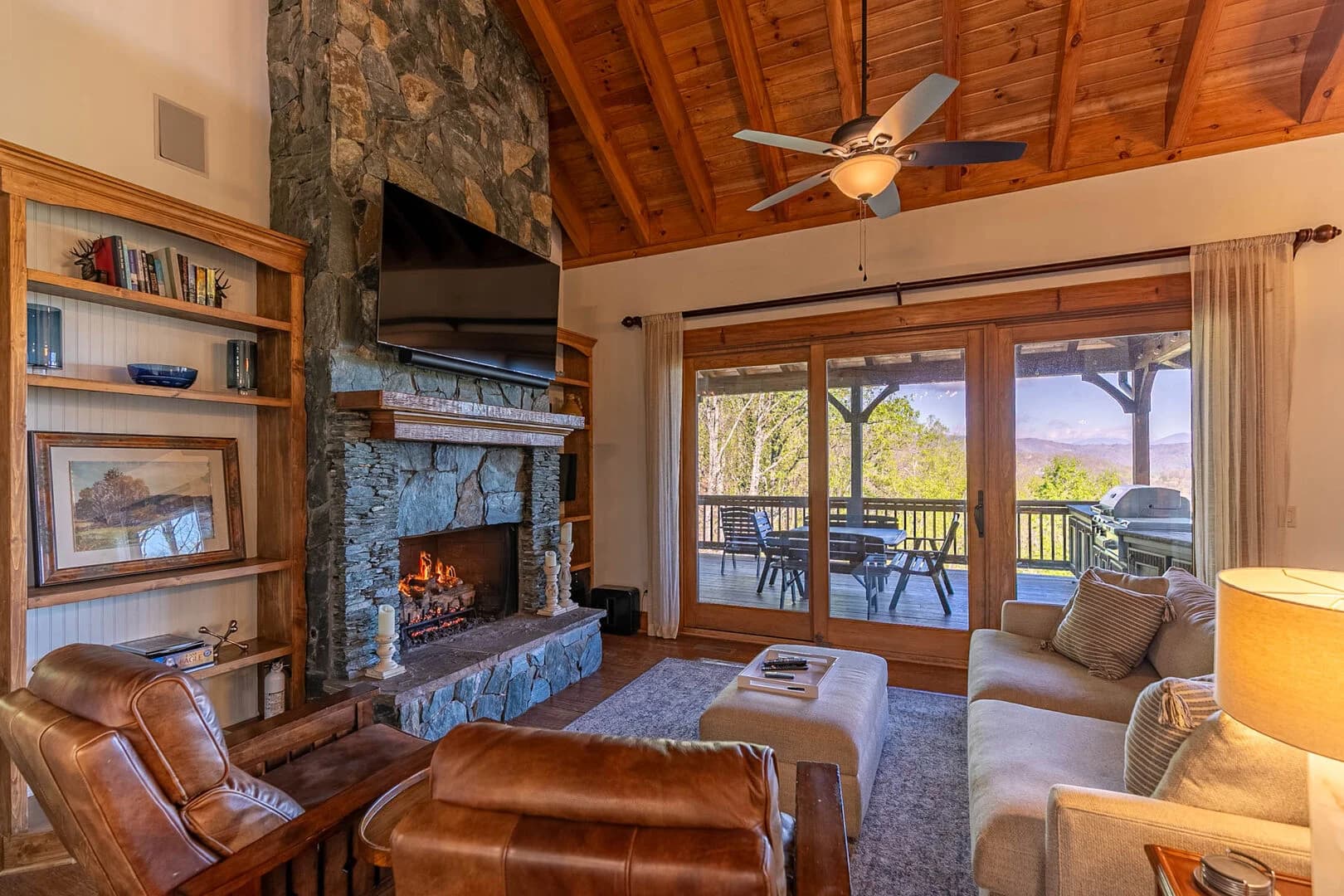 Blue Hole Lodge - Image 8