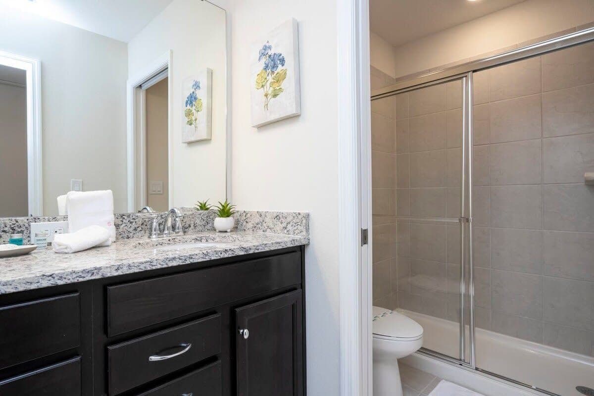 Windsor Island #4458 - Image 39