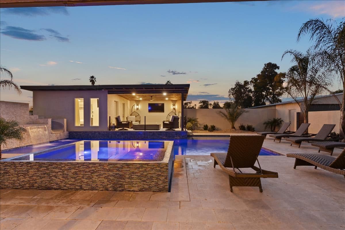 Desert Horizon - Image 41