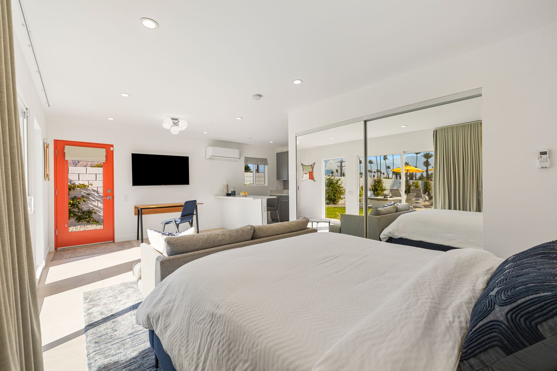 Casa del Sol in Palm Springs - Image 27