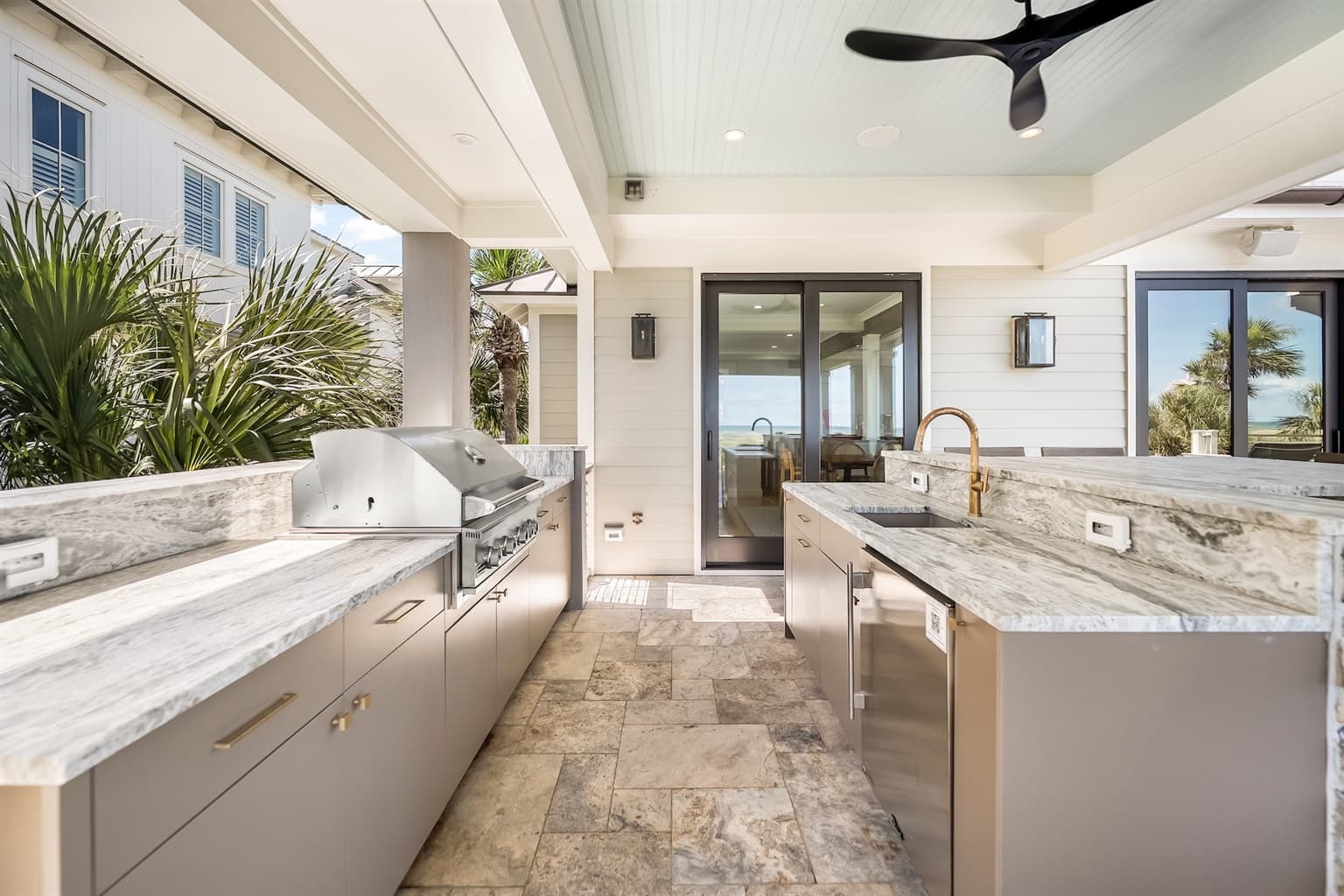 Beach Shelter - Image 67