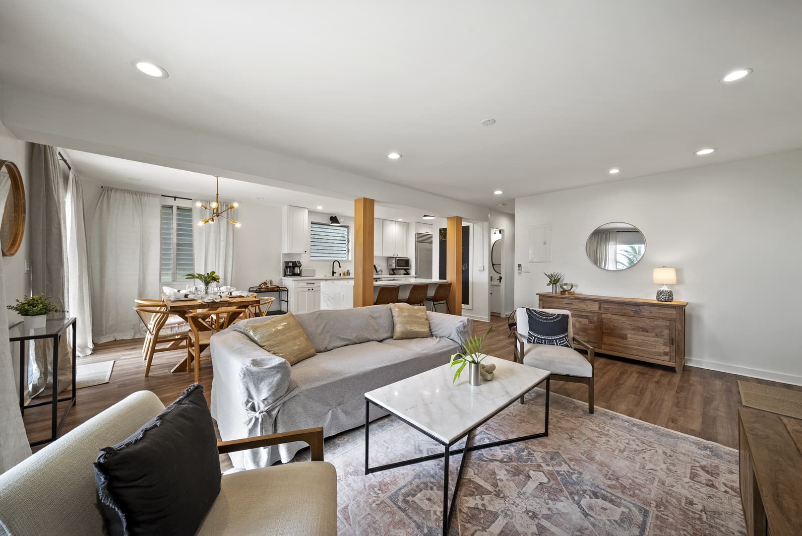 Honolulu Beachfront Retreat - Image 4