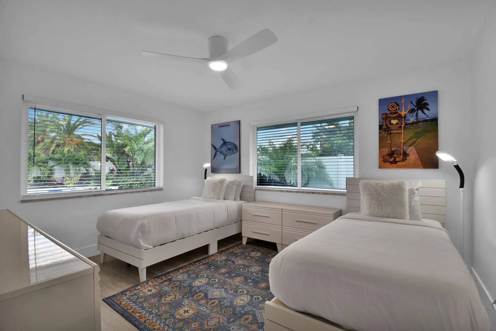 Palms and Playhouse - Image 23