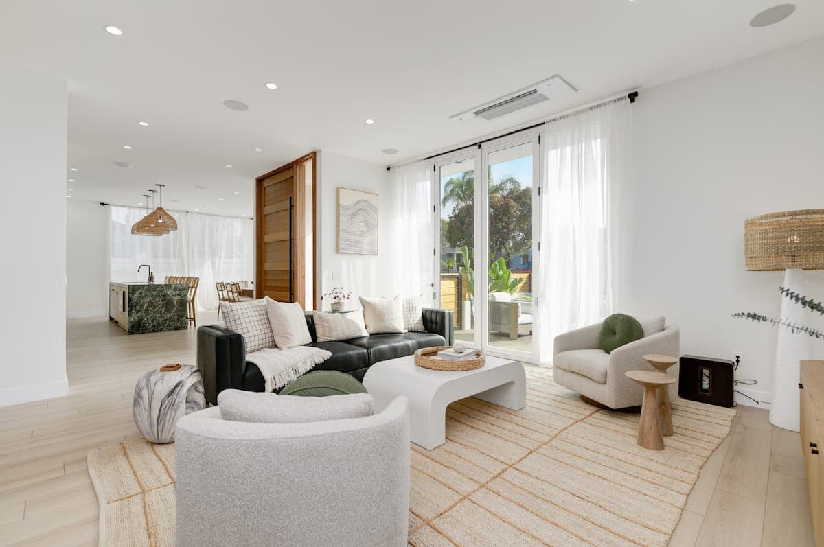 Ocean View Poolside Retreat - Image 7