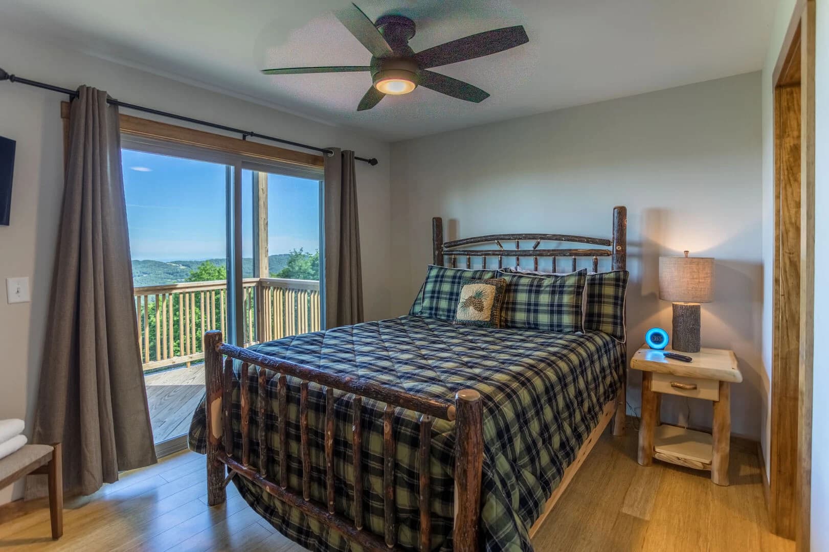 Mountain Vista Chalet - Image 21