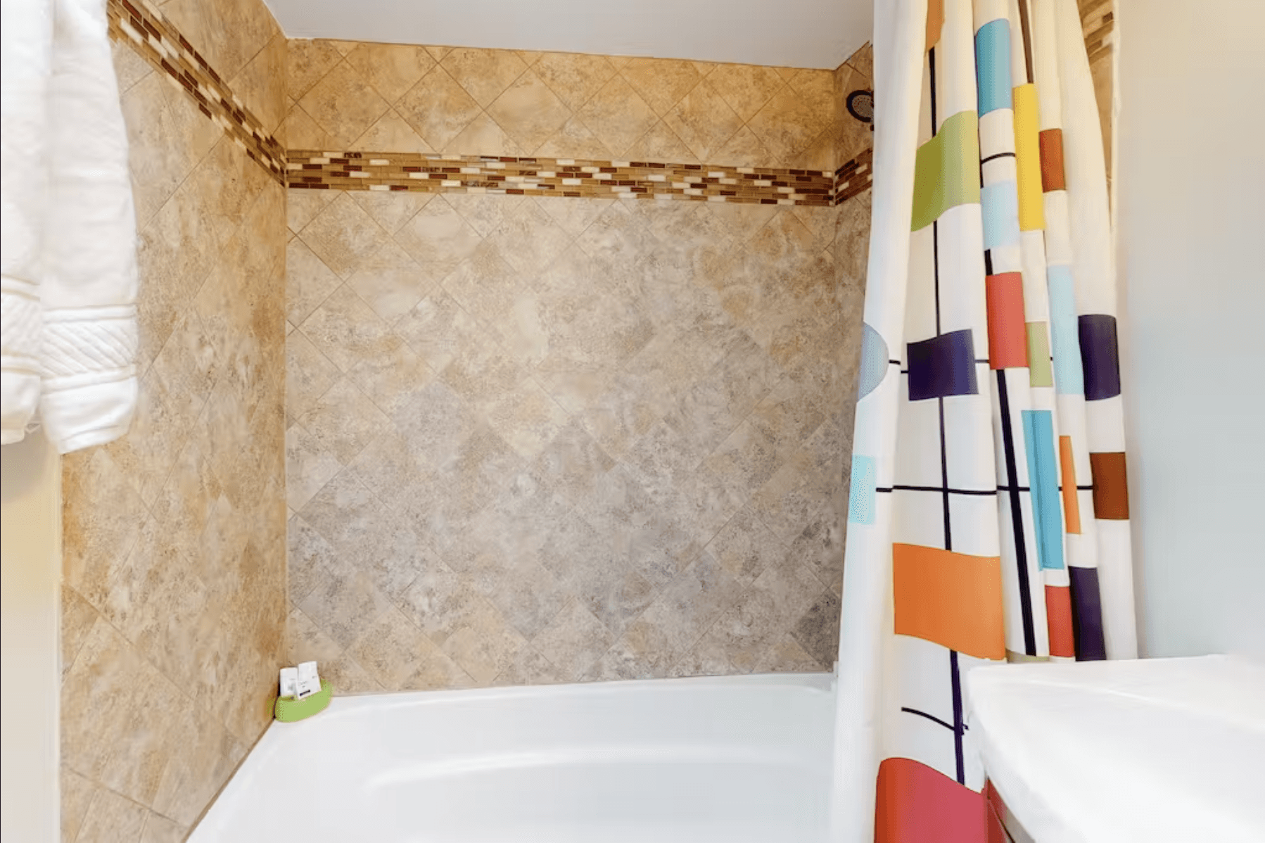 Golden Desert Willow Home - Image 17