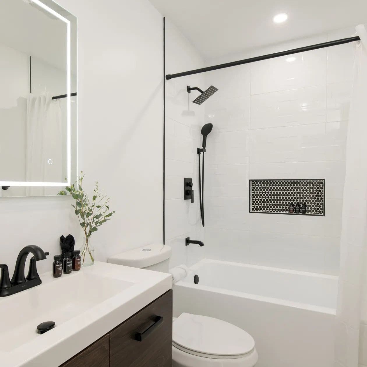 Yellowjacket - Image 25